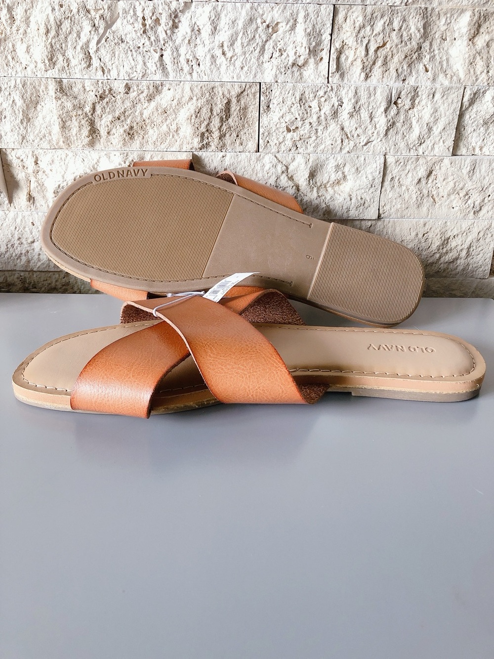 OLD NAVY Tan Cross-Strap Slide Sandals Women size 9 - Picture 6 of 9